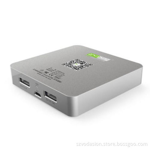Wholesale New Fashion Design 8,000mAh Custom Made Universal Power Banks for Smart PhoneNew